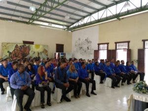 Jóvenes son capacitados en  seguridad escolar