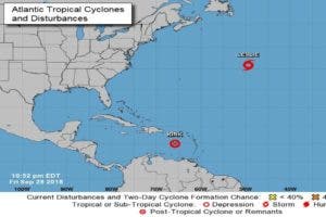 Emiten advertencia de inundaciones en costa norte de P.Rico y Santa Cruz por Kirk