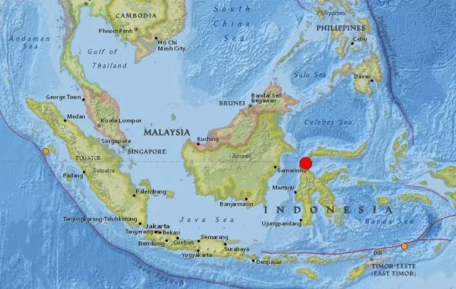 Un sismo de 7,5 grados sacude la isla de Célebes, en el norte de Indonesia