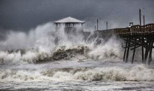 La llegada de Florence desborda ríos y anega viviendas en el sureste de EEUU