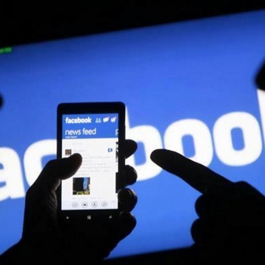 ¡Escándalo! Facebook suspende decenas de miles de aplicaciones tras Cambridge Analytica