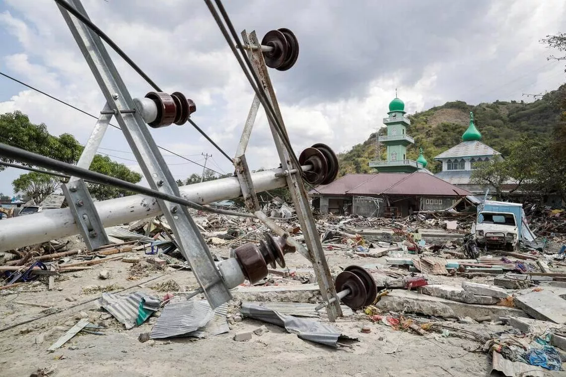 Un poblado entero fue aniquilado por el tsunami en isla indonesia de Sulawesi