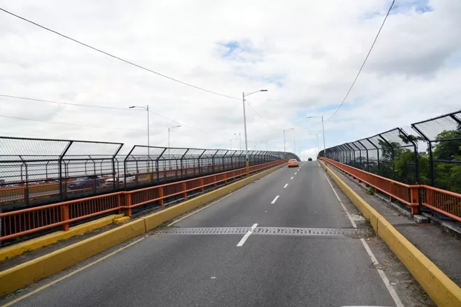 Obras Públicas intervendrá puente Matías Ramón Mella con fines de reparación