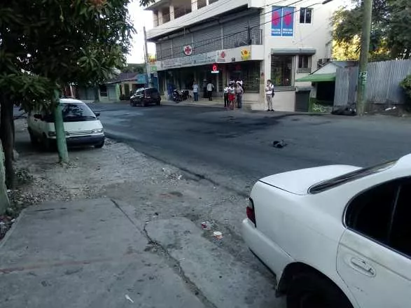 Transporte público es nulo en Puerto Plata, vías se mantiene despejadas y militarizadas por huelga regional