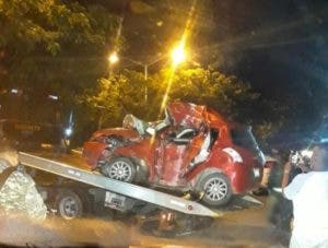 Dos jóvenes mueren en accidente tránsito en la Prolongación 27 de Febrero