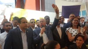 Domínguez Brito solicitará al Comité Central aprobar primarias abiertas simultáneas con el padrón de la JCE