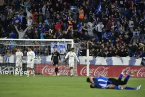 El Real Madrid sigue mal, cae ante Alavés 1-0