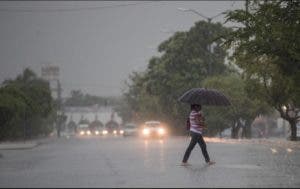 Tormenta Tara se aproxima a costas mexicanas generando fuertes lluvias