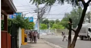 Enfrentamientos entre policías y manifestantes en la UASD