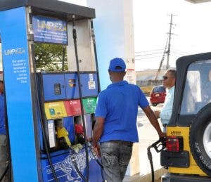 Combustibles bajan en octava semana seguida