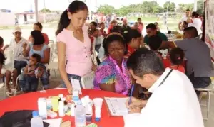 Cuba le envía 500 médicos a Venezuela