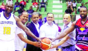 Madre Vieja y Los Buitres triunfan baloncesto de San Cristóbal