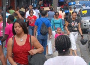 Encuesta revela los dominicanos no creen en nadie