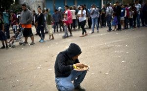 Migrantes hacen huelga de hambre en los albergues