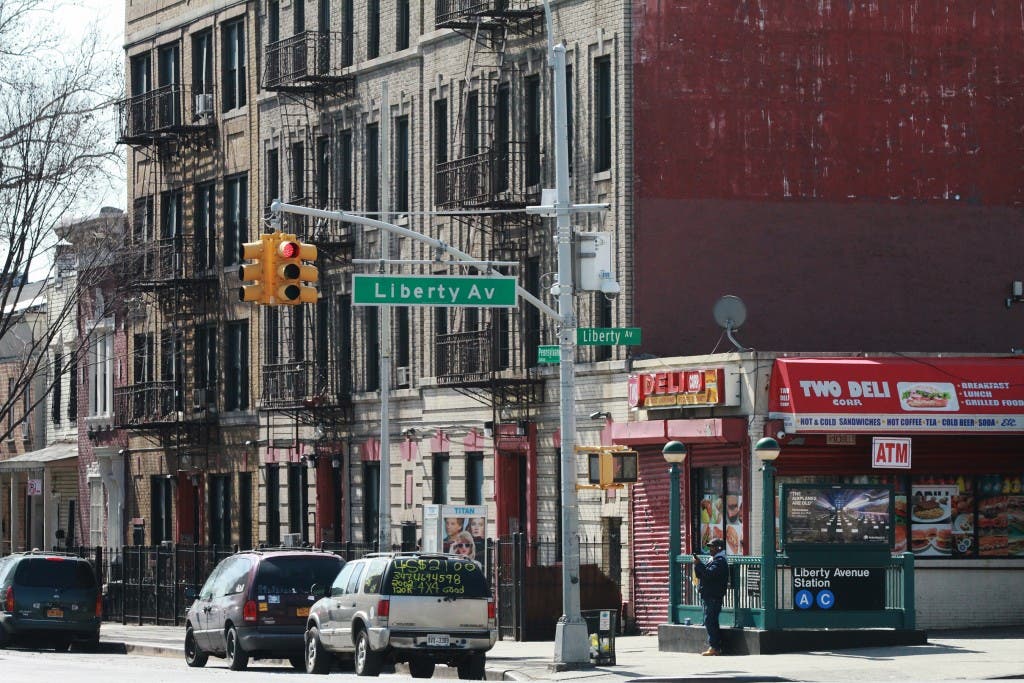 En Nueva York muchos gastan más de la mitad de sus ingresos en el pago de la renta