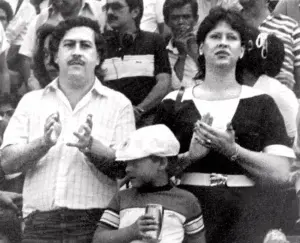 La vida de la viuda de Pablo Escobar junto al capo del narcotráfico