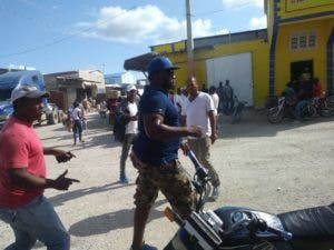 Incidente en puesto aduanero de Haití deja un haitiano muerto y otro herido