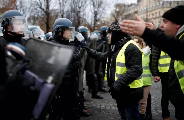 Venezuela manifiesta “preocupación” por represión de protestas en Francia