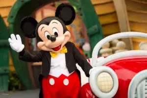 Disney celebra el 90 cumpleaños de Mickey Mouse con una muestra en Nueva York