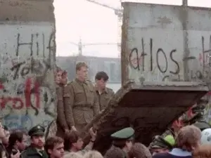 Breve historia del Muro de Berlín