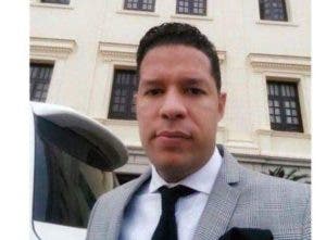 Tribunal pone en libertad al dirigente peledeista Van Troy Suazo Castillo