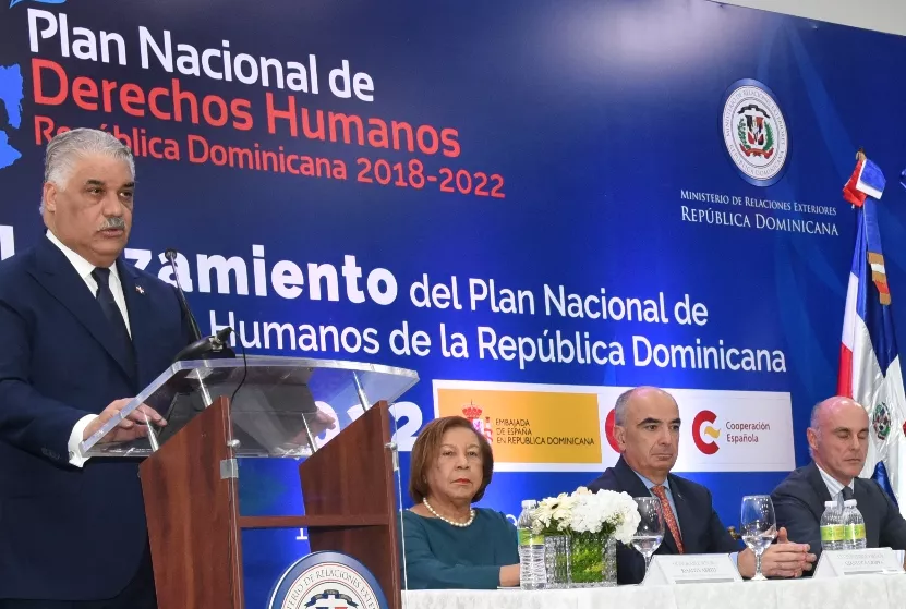 Cancillería presenta plan sobre derechos humanos