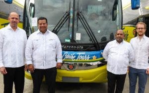 Caribe Tours incorpora 42 autobuses