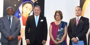 El artista José Ares inaugura la  exposición “Iconos sagrados”