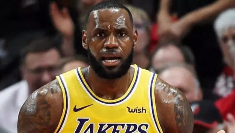 LeBron James  perderá al menos otra semana