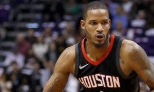 Lakers tienen interés en servicios de Ariza