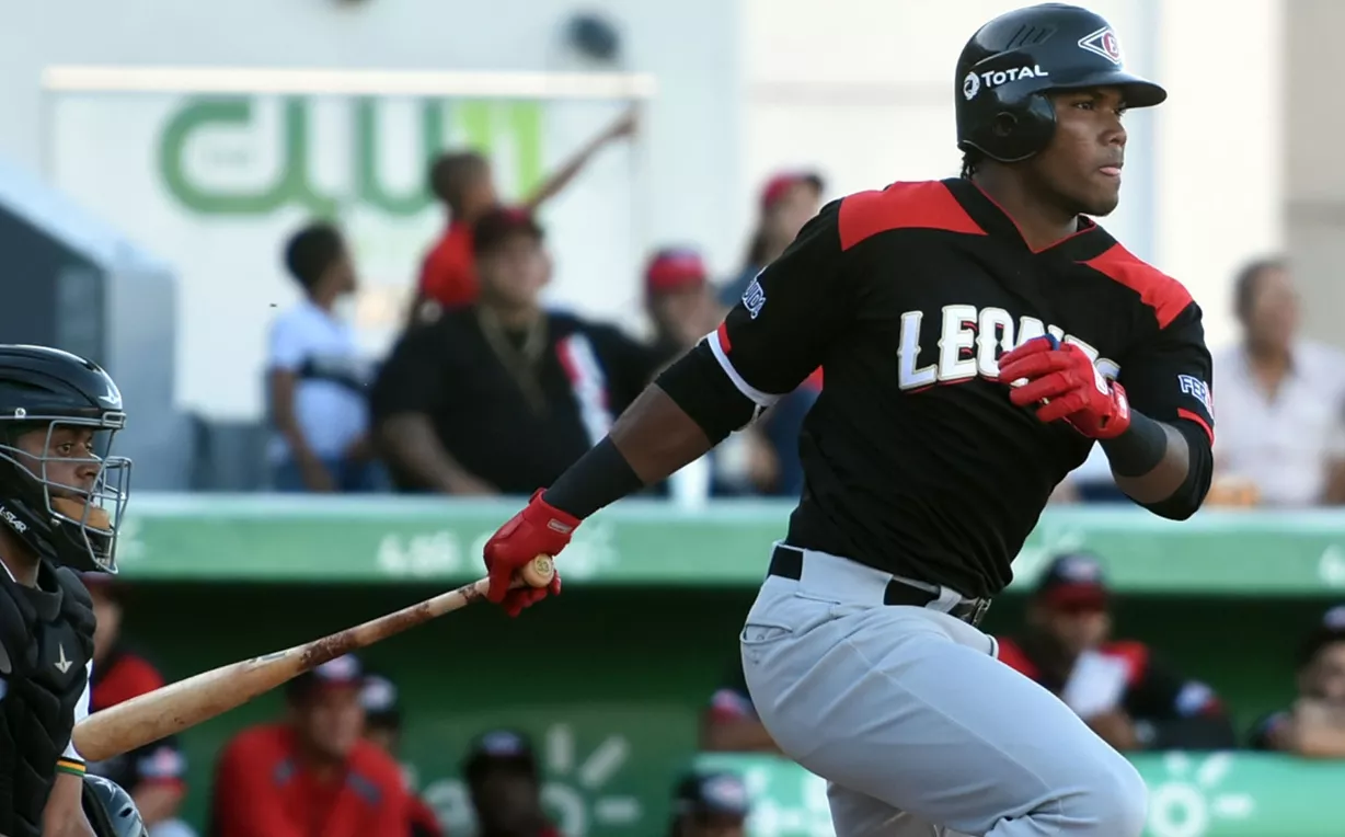 Leones vencen Estrellas; se mantienen en segundo lugar