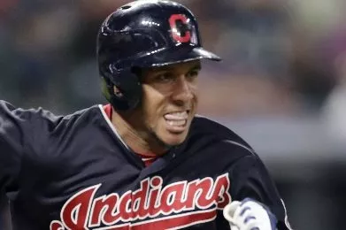 Jardinero Michael Brantley oficializa firma con los Astros