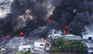 Explosión en fábrica de plásticos deja cuatro muertos y 84 heridos