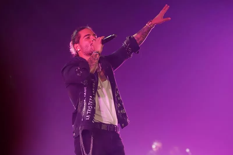 Maluma regala a seguidores eufórico concierto en estado mexicano de Morelos