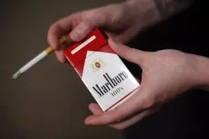 El fabricante de Marlboro entra en el mercado de la marihuana