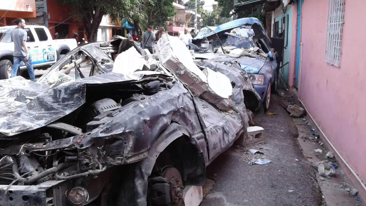 Tragedia de Polyplas en Villas Agrícolas estremece también las redes sociales