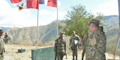 Ejército supervisa operaciones de soldados en la frontera