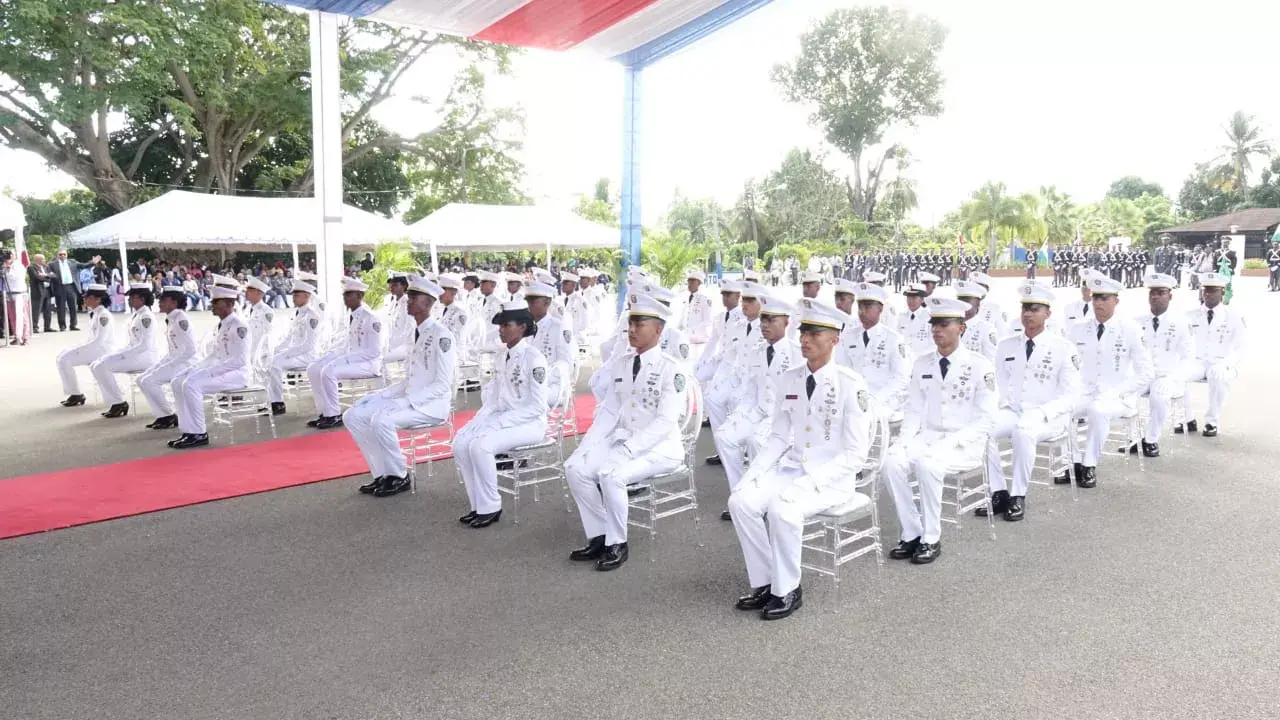 Policía Nacional gradúa 51 nuevos oficiales