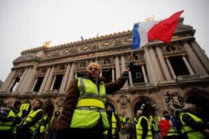 La protesta de los “chalecos amarillos” pierde fuerza en su quinta jornada