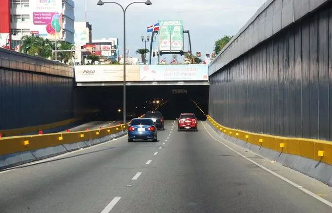 Obras Públicas cerrará varios túneles y elevados por mantenimiento