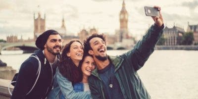 Cómo nuestra obsesión por las «selfies» está cambiando nuestra memoria