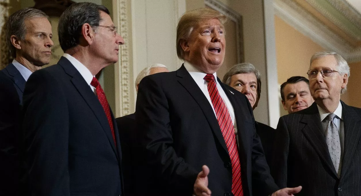 Donald Trump, Mitch McConnell