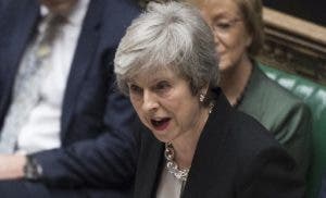 May recibe apoyo diputados para “brexit”