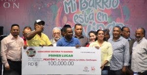 Barrios de Santiago reciben premios concurso