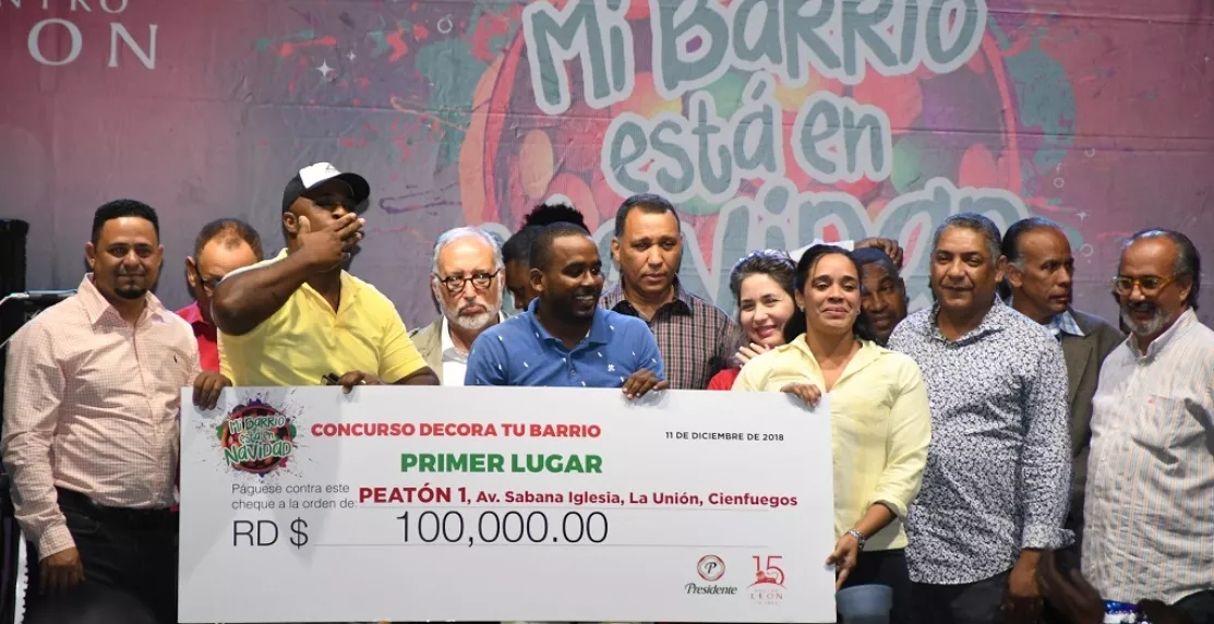 Barrios de Santiago reciben premios concurso