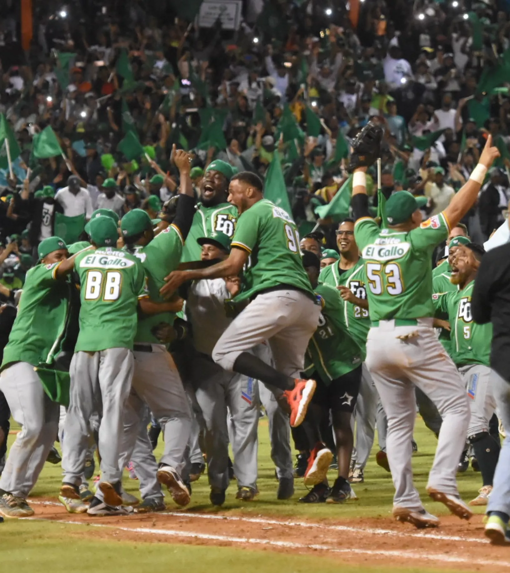 República Dominicana y Puerto Rico en partido inaugural de la Serie del Caribe