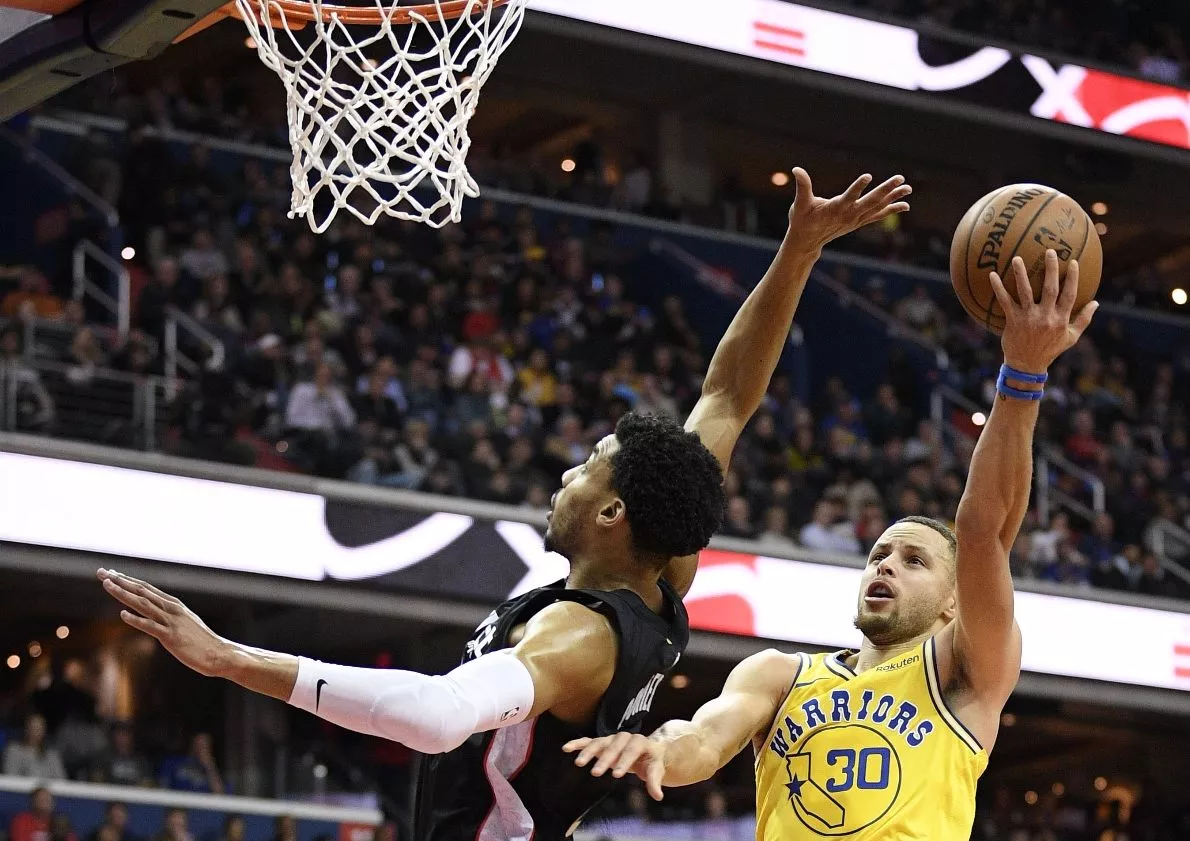 Warriors  ‘enseñan’ mentalidad playoffs