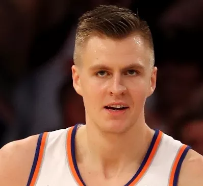 Los Knicks traspasan  Kristaps Porzingis a los Mavericks