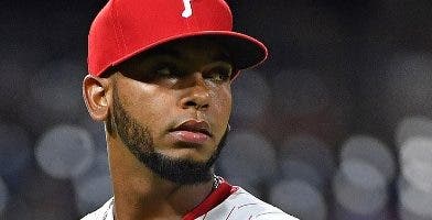 Domínguez  anhela ser clave en bullpen Filis