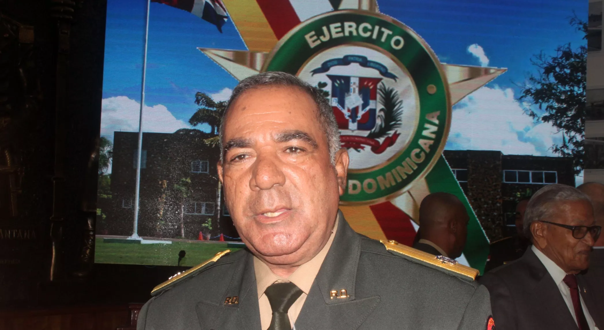 Ejército realiza cambios en varios departamentos internos